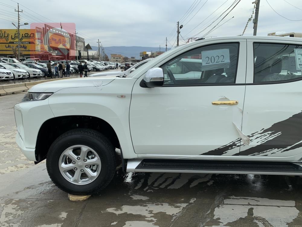 ميتسوبيشي L200
